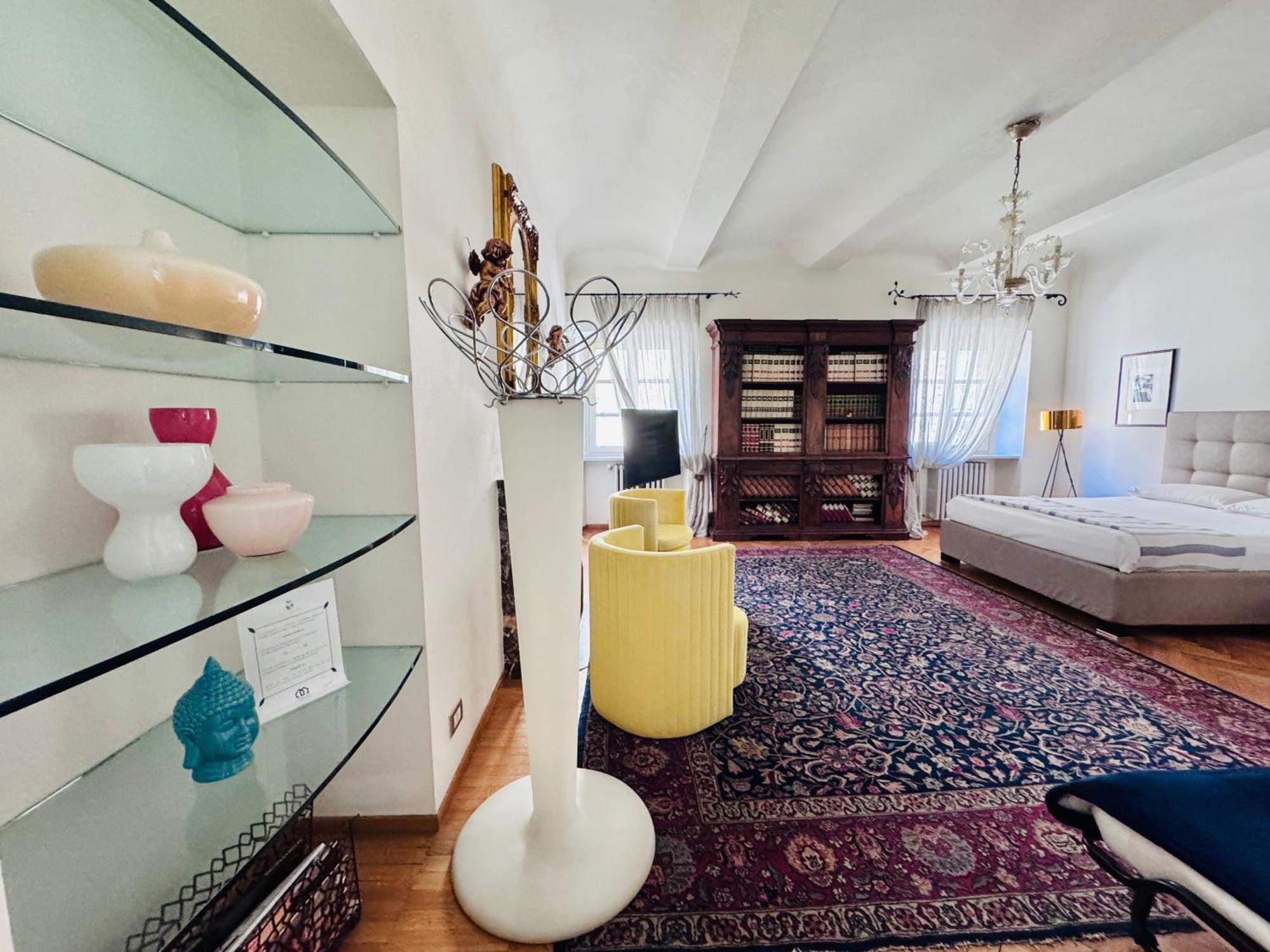 Comecasa Alfieri Elegant Apartment Asti Zewnętrze zdjęcie